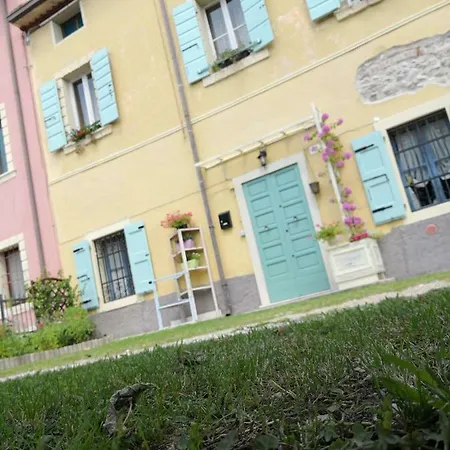 Corte Dal Castello Localita Termale アパート